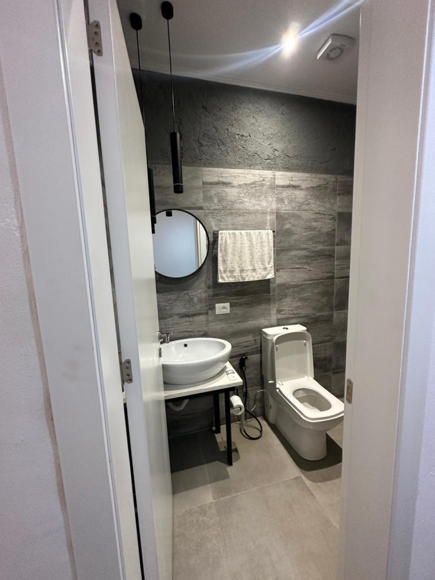 Central Comfort Suites 티라나 외부 사진