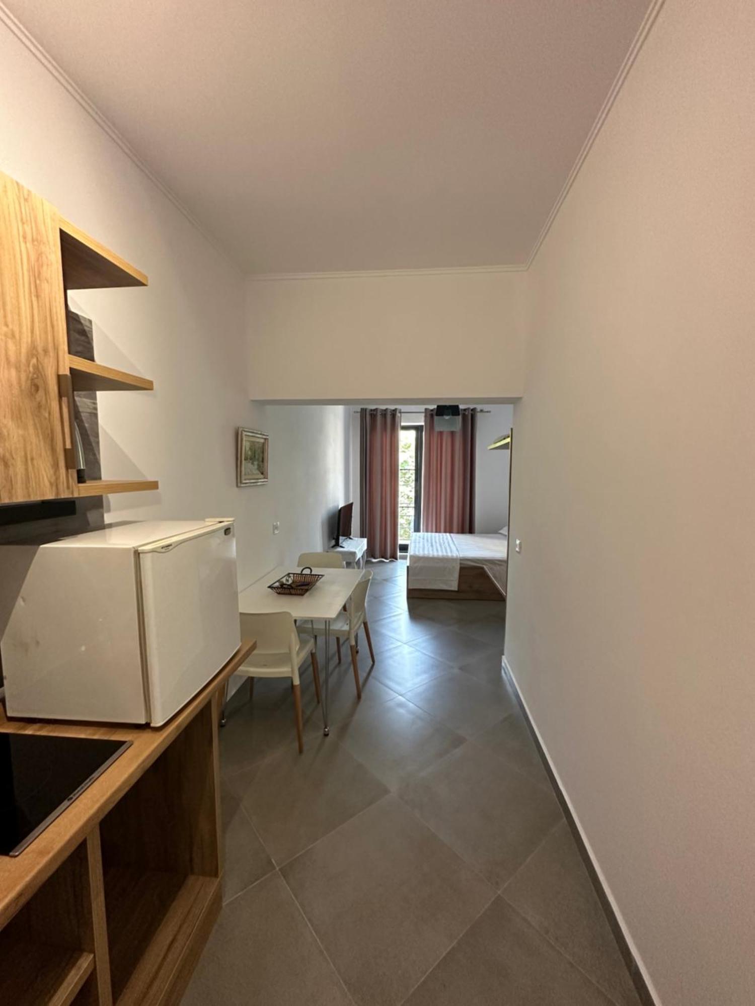 Central Comfort Suites 티라나 외부 사진