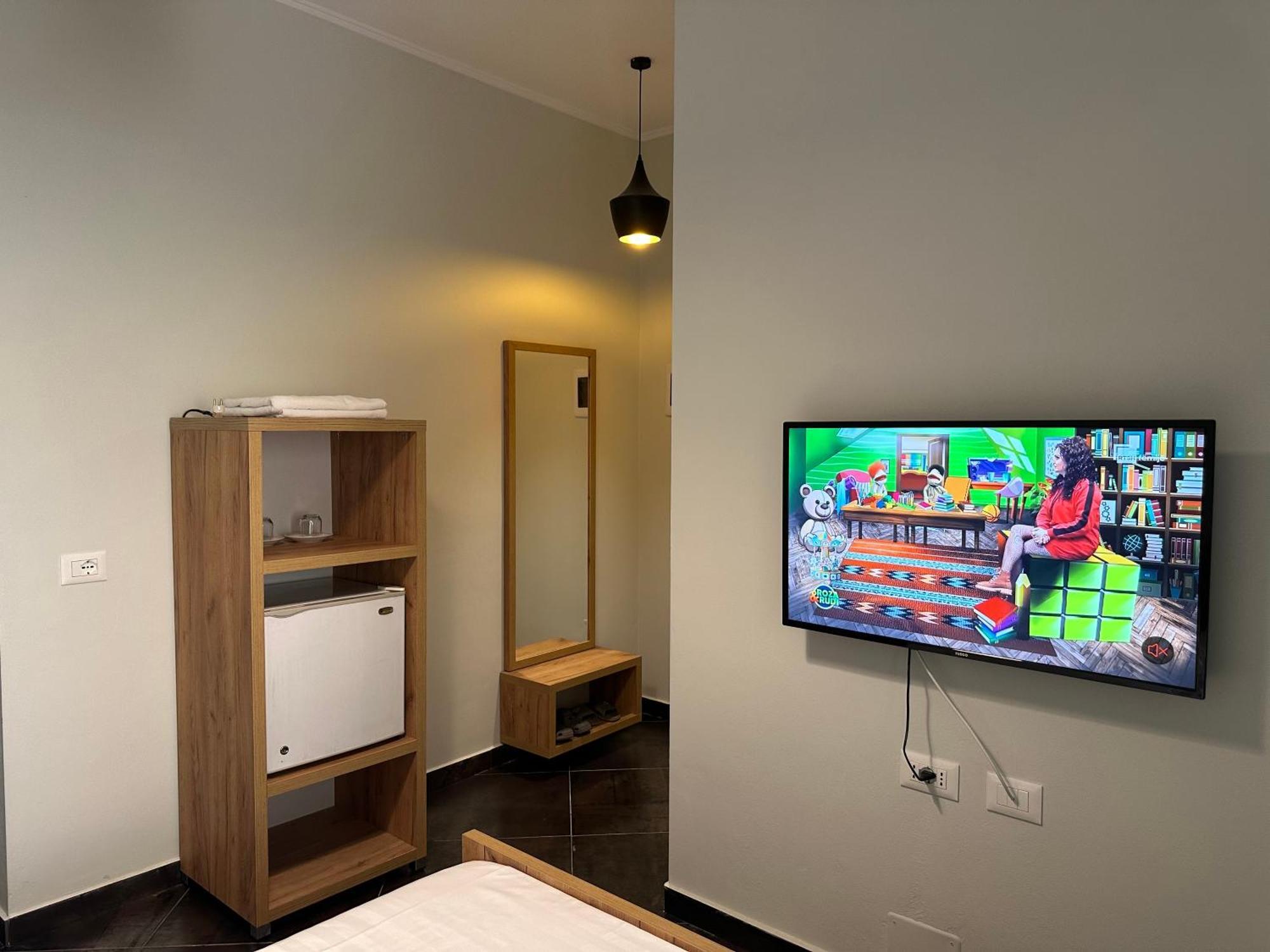 Central Comfort Suites 티라나 외부 사진