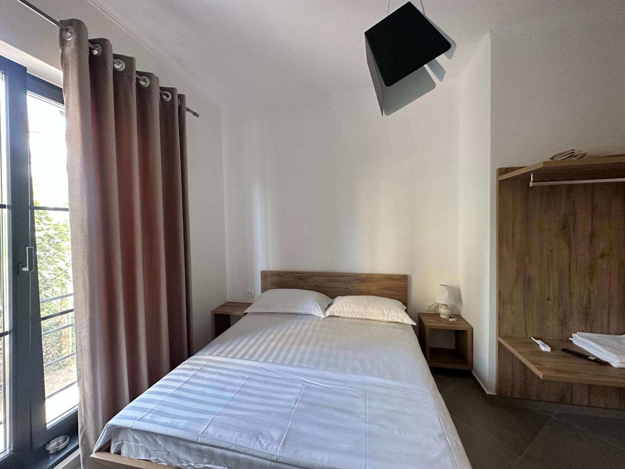 Central Comfort Suites 티라나 외부 사진