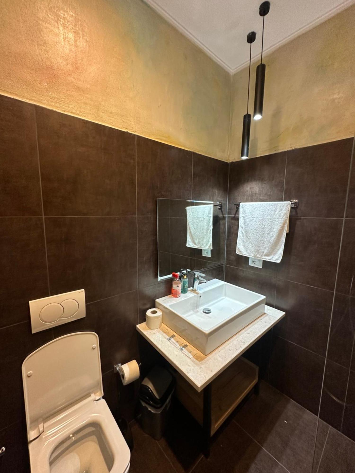 Central Comfort Suites 티라나 외부 사진