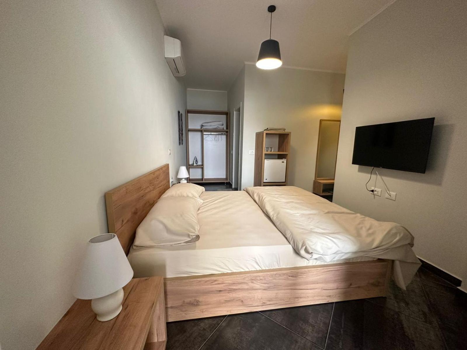 Central Comfort Suites 티라나 외부 사진